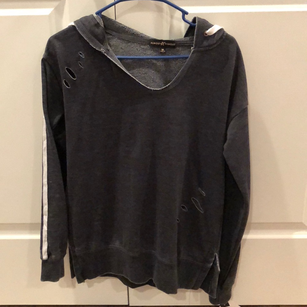 NWT— Juniors Athletic wear Pullover